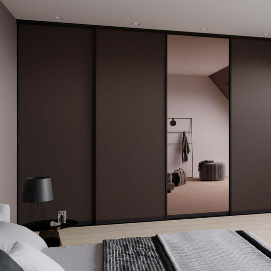 Einbauschrank mit Schiebetüren